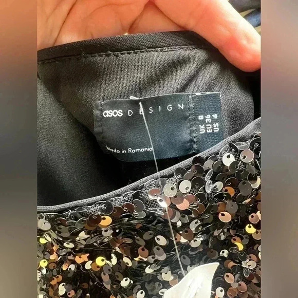 ASOS DESIGN sequin mini skirt in black size 4 Us with all tags VERY PRETTY - Picture 9 of 10